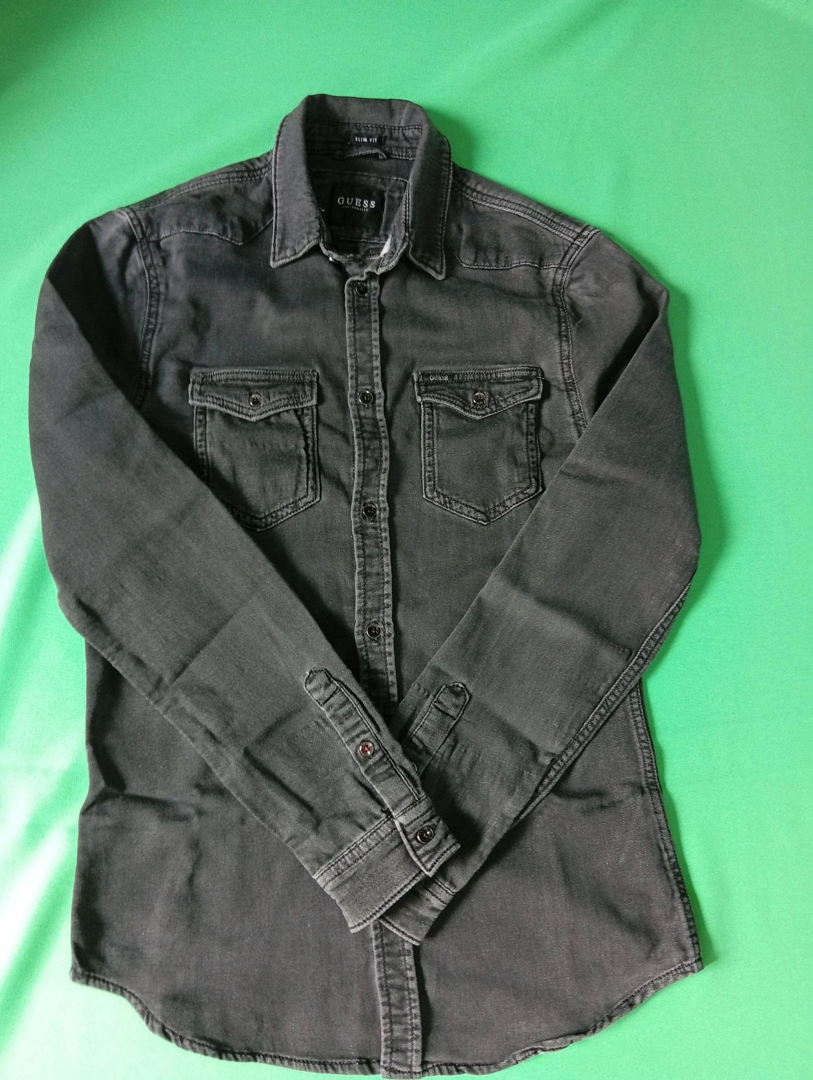 Camisa de Jean GUESS Negra Enjuagada Slim Fit - Talla XS – photo 2